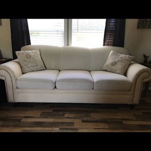 Coaster Norah Antique Inspired Sofa in Oatmeal